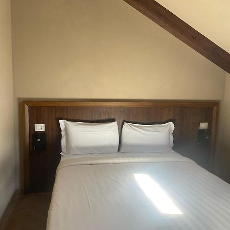 Cascina La Badia Bed & Breakfast Montegrosso dʼAsti Exterior foto